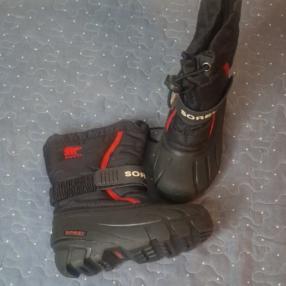 Sorel Kids Black and Red Snow Boots
